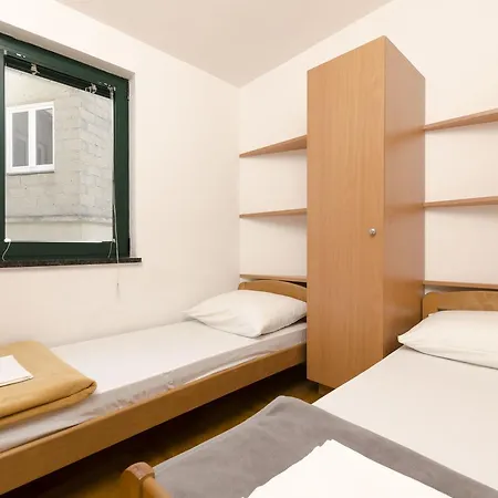 Apartments Mirko Primosten Exterior photo