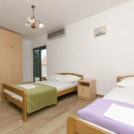 Apartments Mirko Primosten Exterior photo