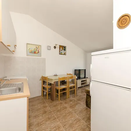 Apartments Mirko Primosten Exterior photo