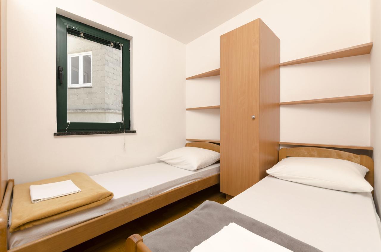 Apartment Mirko