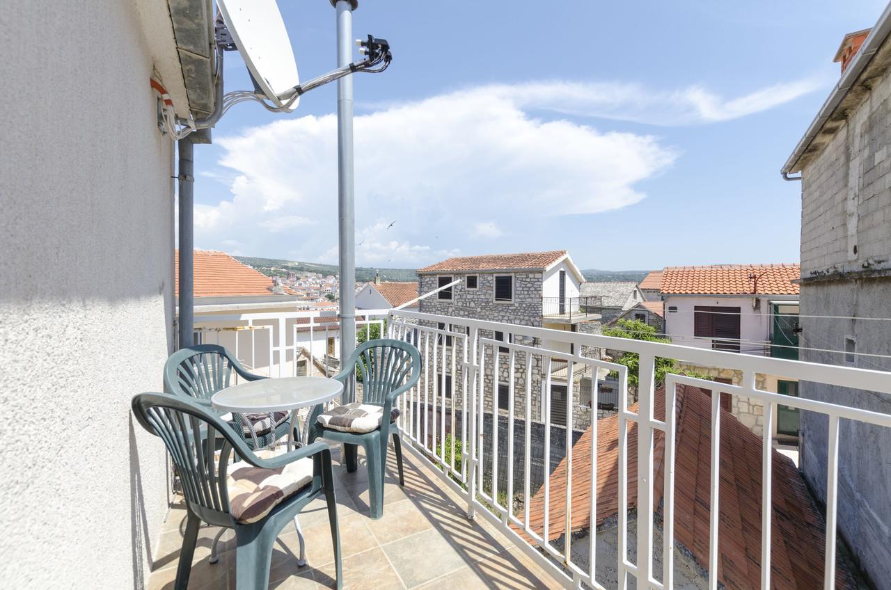 Apartment Mirko Primosten